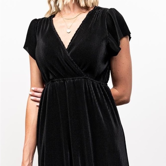 Athena Pleated Maxi Dress - Picture 8 of 8